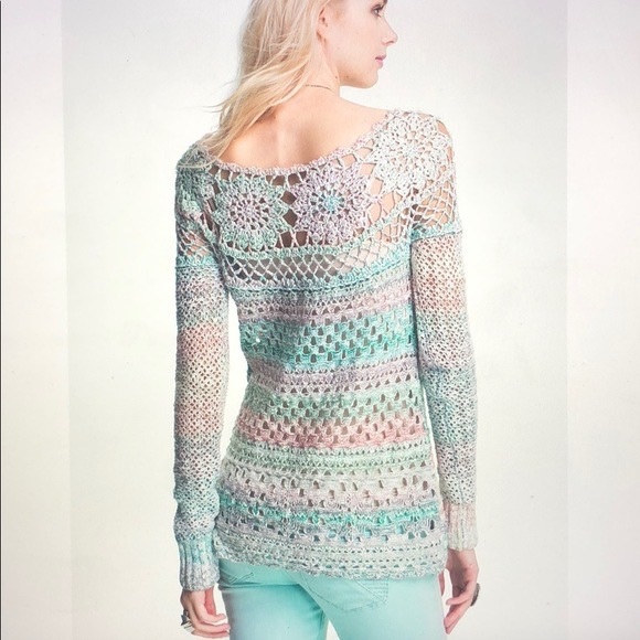 Free People Ring Of Roses Crochet Sweater size Large - Picture 8 of 13